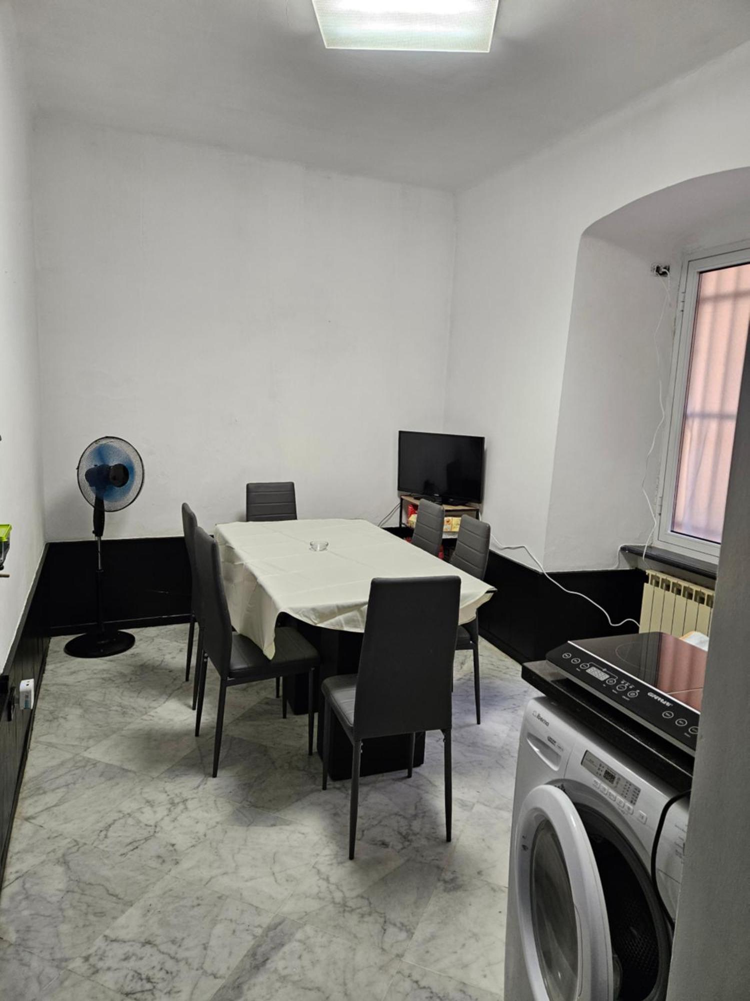 Casa Regis - Free Parking Hotel Генуа Екстериор снимка