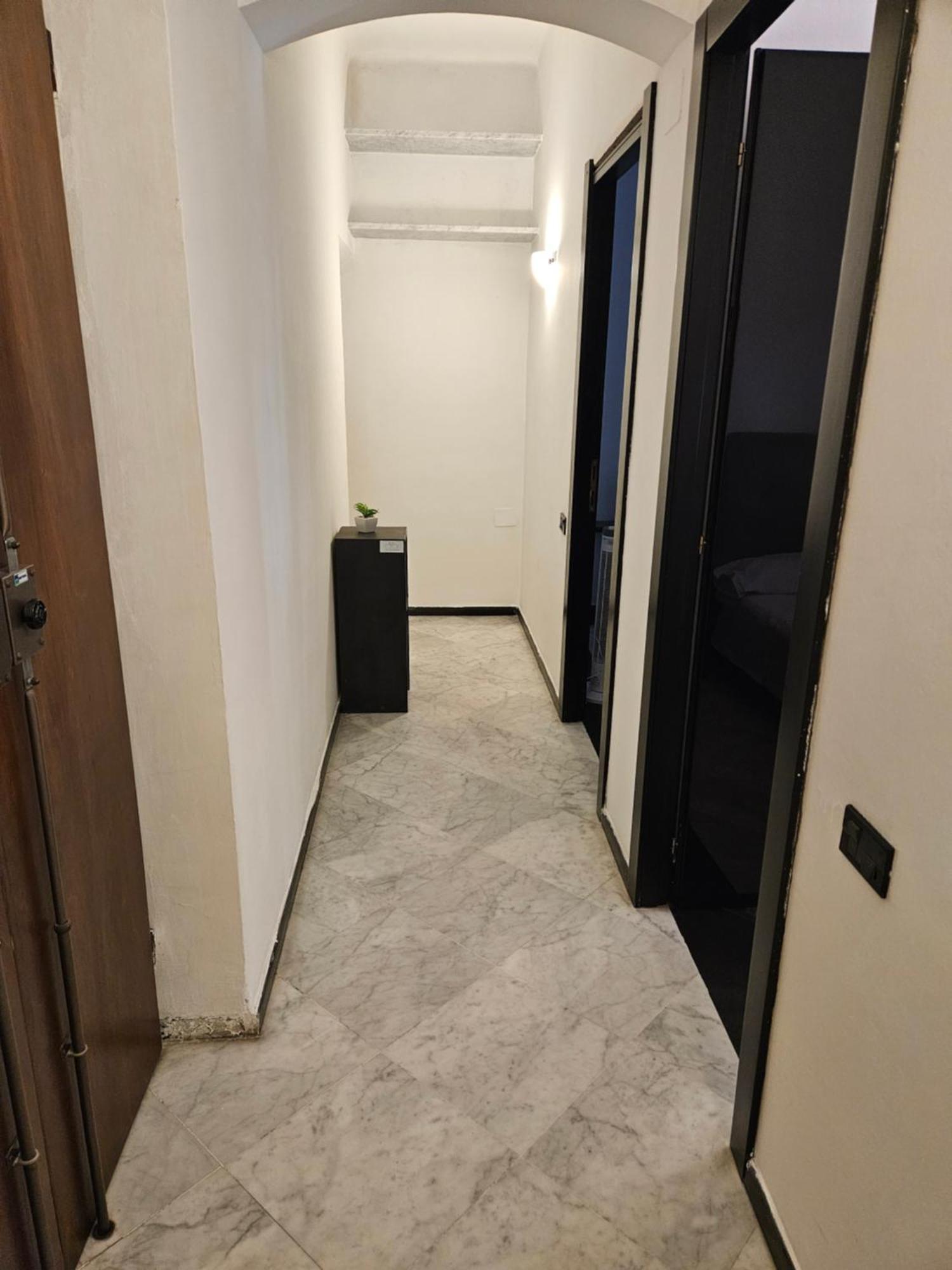 Casa Regis - Free Parking Hotel Генуа Екстериор снимка