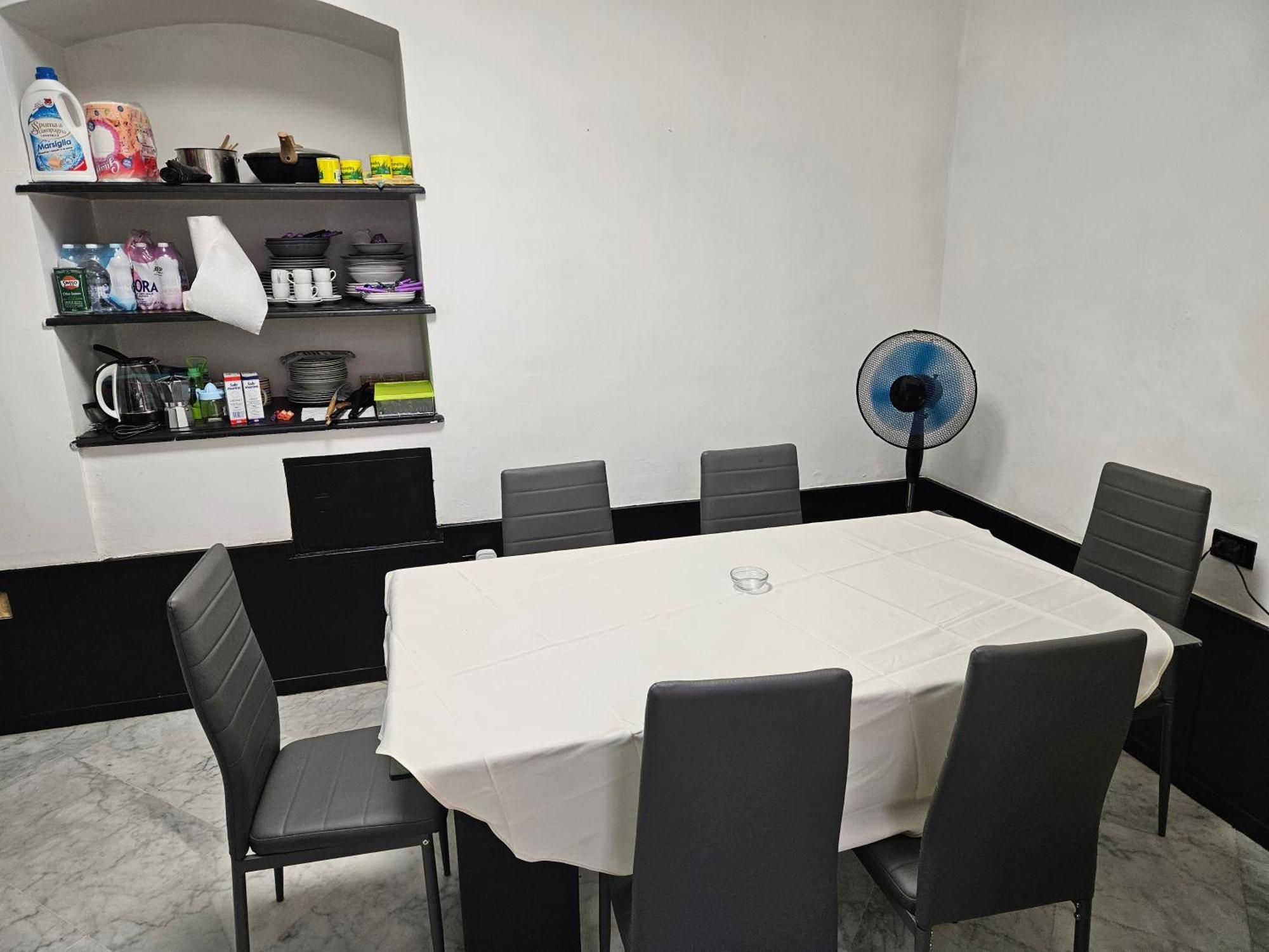 Casa Regis - Free Parking Hotel Генуа Екстериор снимка